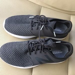 New balance sneakers like new